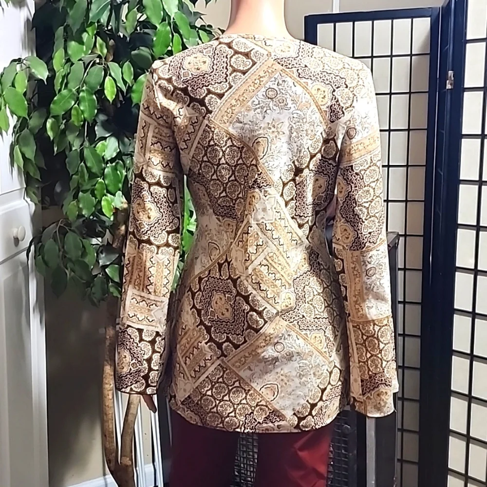 Giorgio Fiorelli Tribal BoHo Vneck Blouse - Picture 3 of 6